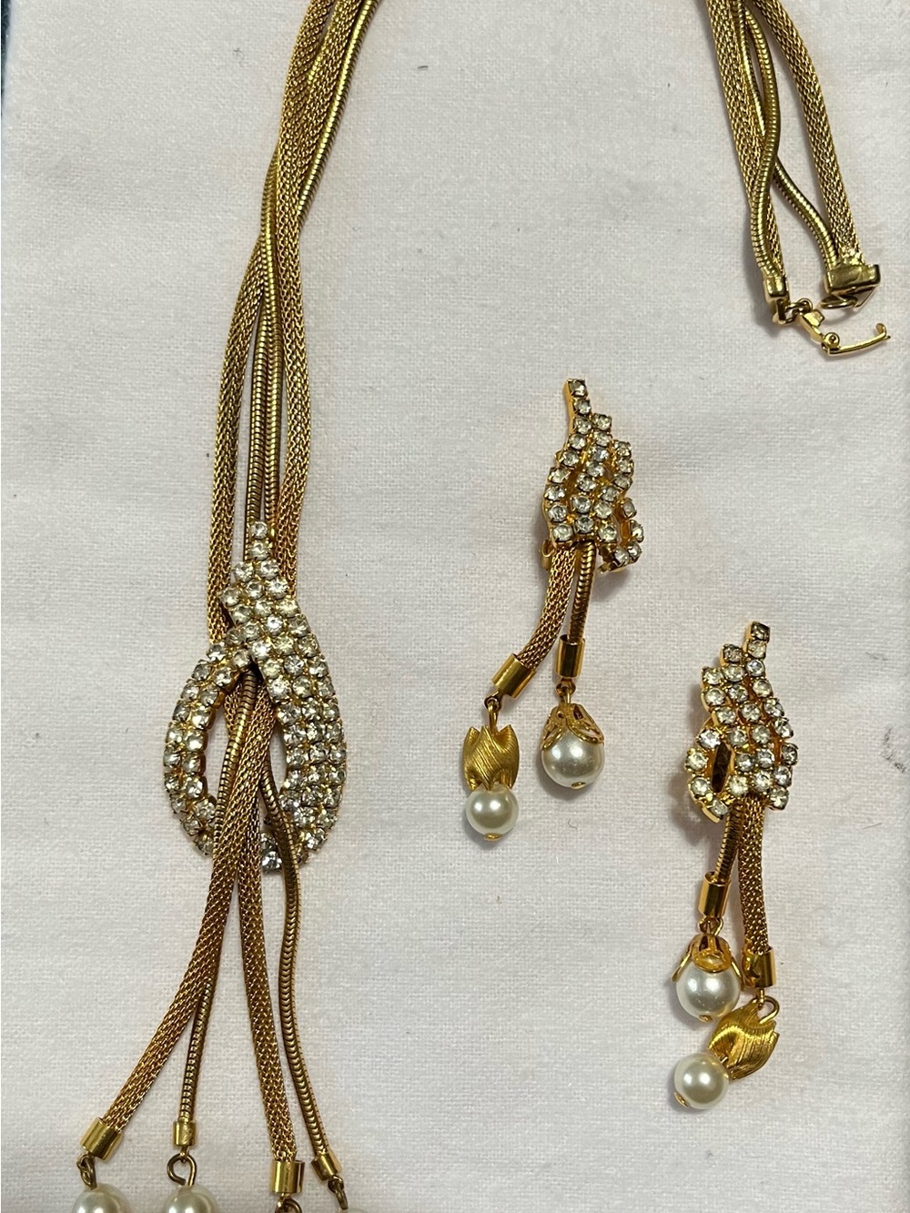 Vintage Gold Tone Tassel Necklace and Earrings Set
